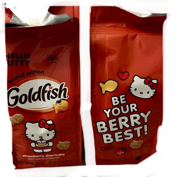 Pepperidge Farm Hello Kitty Strawberry Shortcake Limited Edition Goldfish 2 Bags - Picture 1 of 6